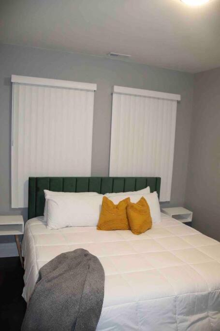 Upscale Apartment Westside Of Chicago Dış mekan fotoğraf