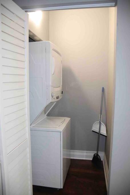 Upscale Apartment Westside Of Chicago Dış mekan fotoğraf